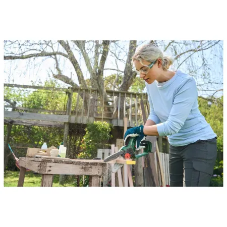 Wynajem - Akumulatorowa pilarka ręczna łańcuchowa Parkside (20V/2Ah)